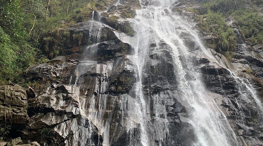 Bee Falls Pachmarhi waterfall attraction